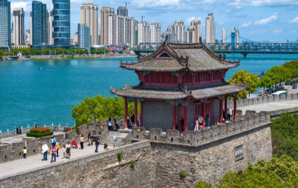 مدينة (شيانغيانغ) القديمة: ألف عام من الجرائم والدفاع كمدينة الصين الأولى-4