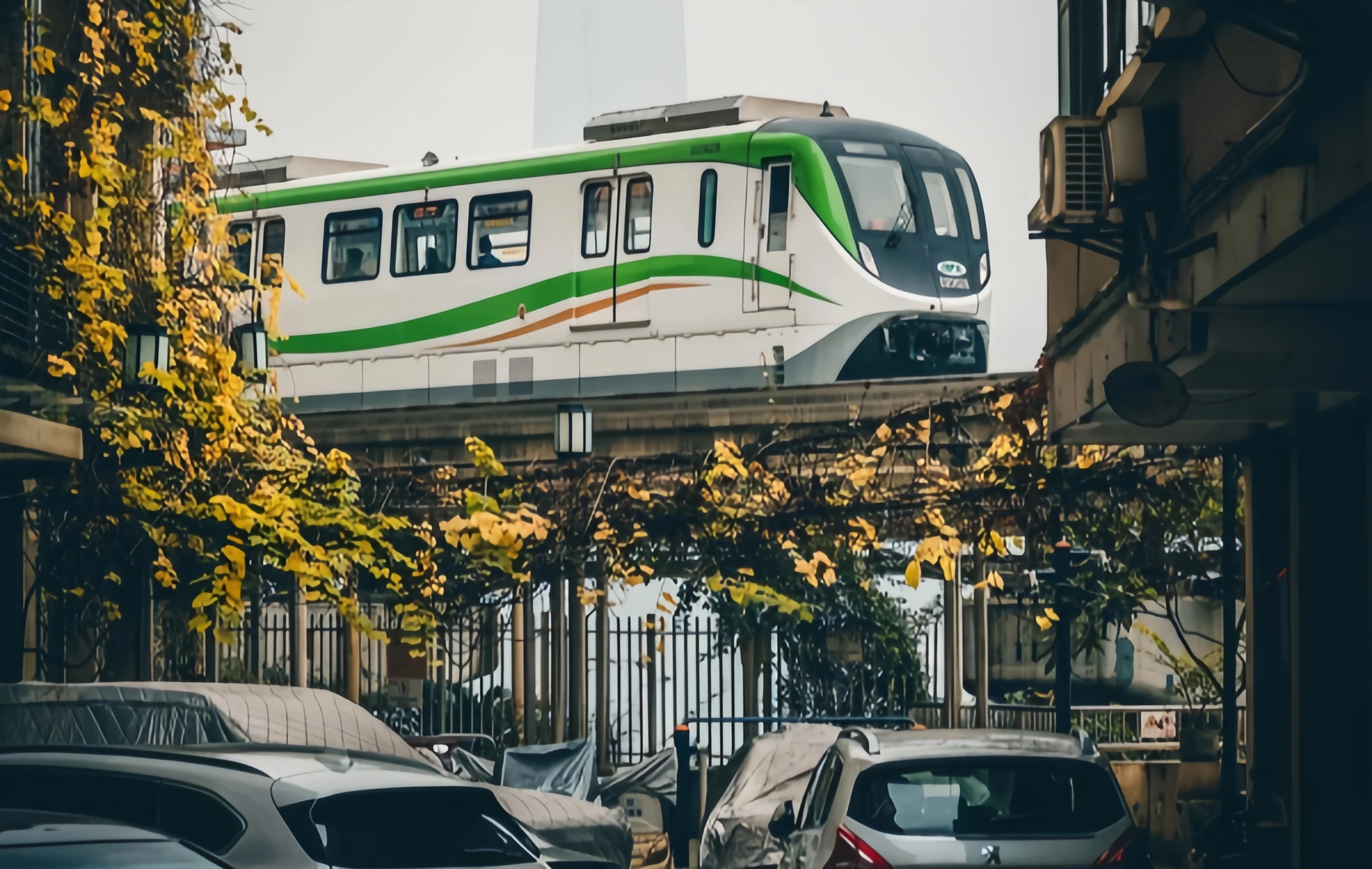 Liziba Light Rail Station: A Fantasy Journey through the Three Dimensional Mountain City and a Visual Wonder of Cyber Magic-2