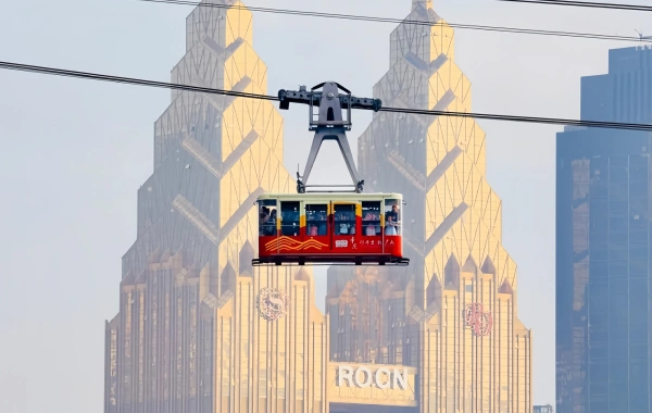 Cableado del río Chongqing Yangtze: Un Ferry del espacio del tiempo del 