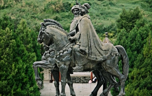 Zhaojun Tomb:A Journey Through a Millennium of Peace Diplomacy—The