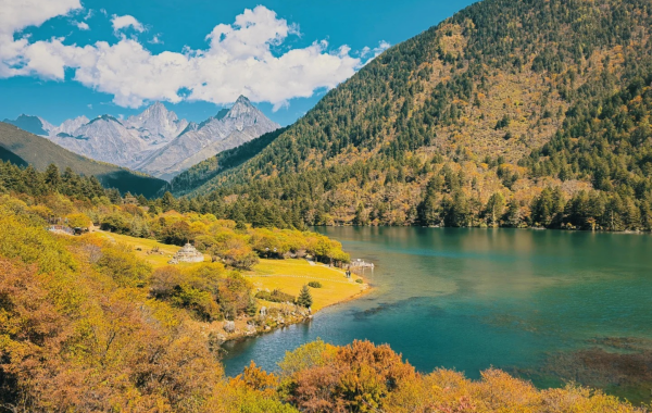 Mugecuo:The Sacred Lake of Love Songs and a Secluded Sanctuary on the Western Sichuan Plateau-3