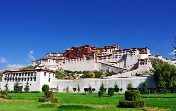 9-Day Beijing, Tibet and Chengdu Group Tour