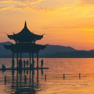 Discover Hangzhou's Best Highlights: Iconic Landmarks and Hidden Gems