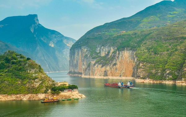 Day 8:  Yangtze River Cruise