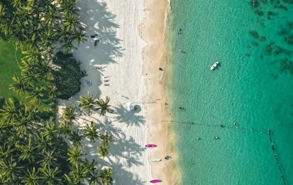 Day 1: Wuzhizhou Island-Houhai Village 